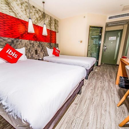 Ibis Chengdu Meizhou Center Экстерьер фото