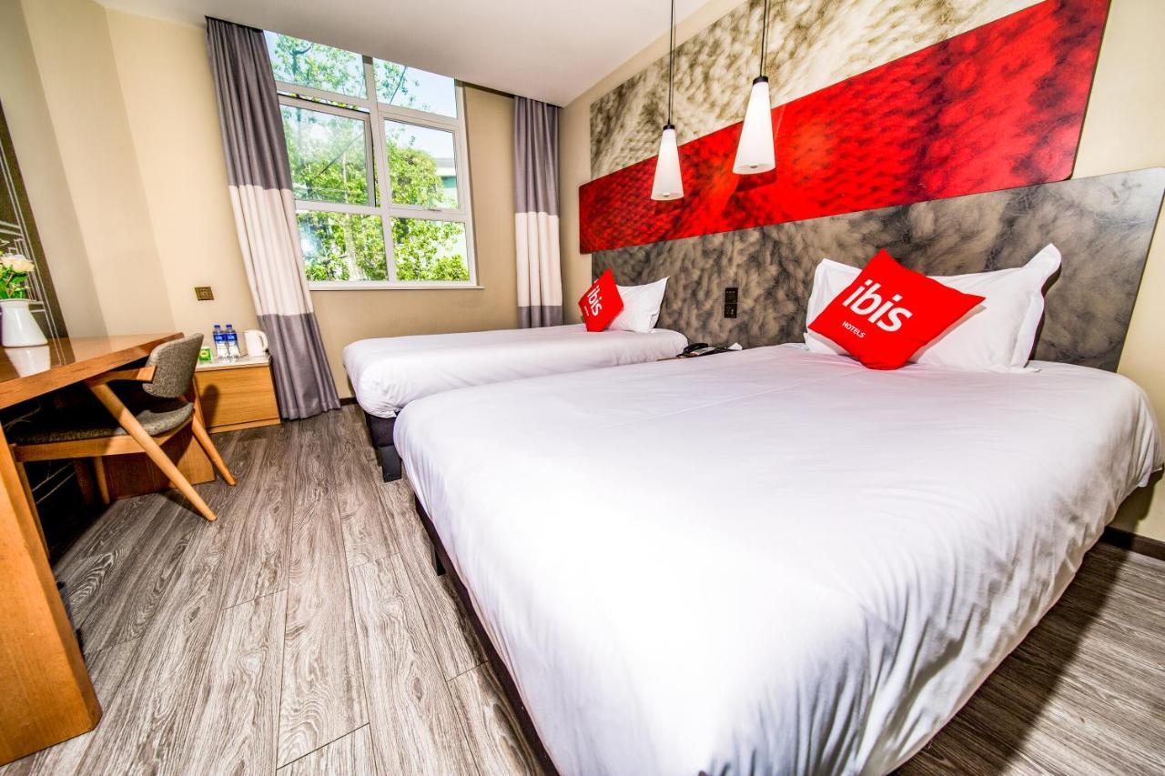 Ibis Chengdu Meizhou Center Экстерьер фото