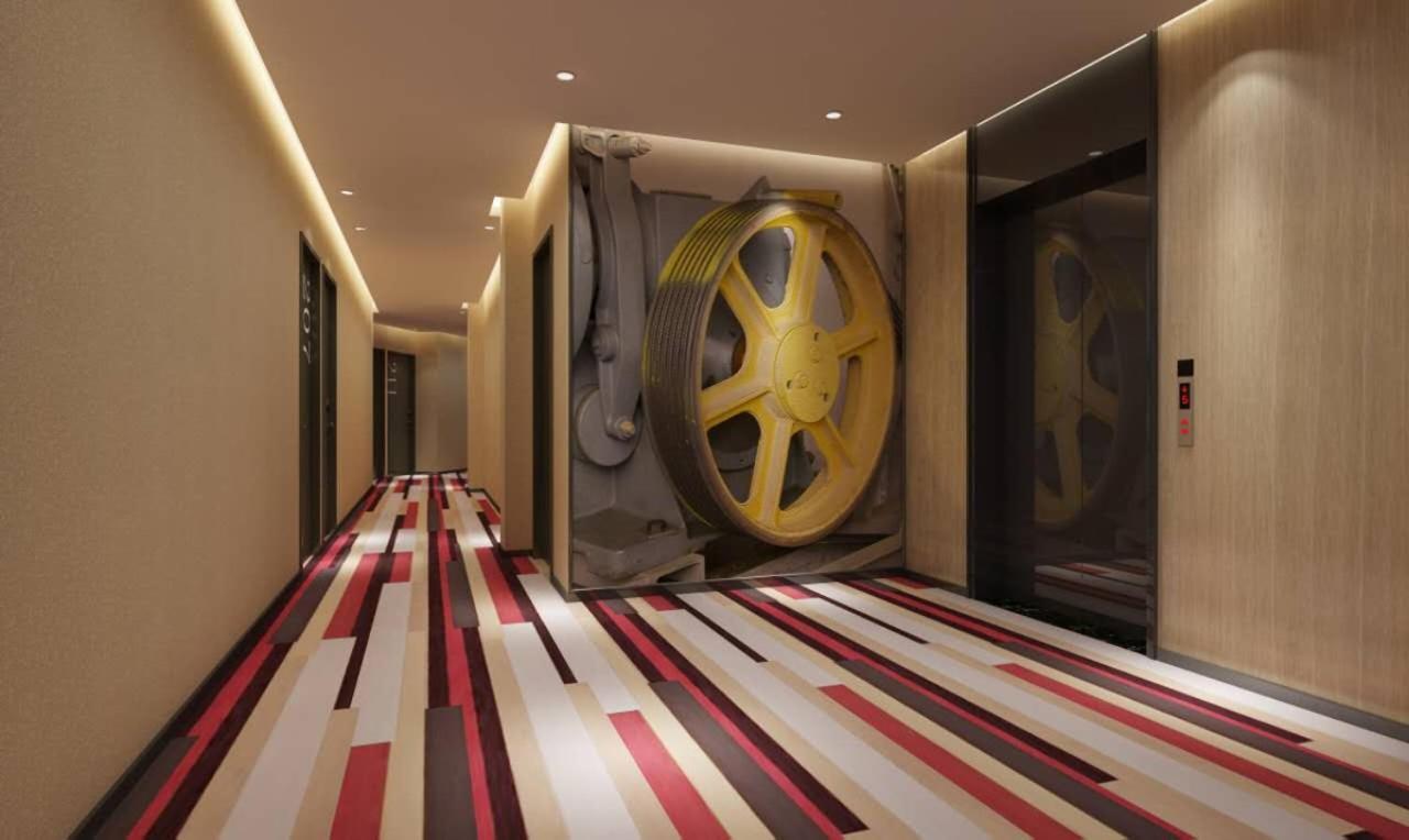 Ibis Chengdu Meizhou Center Экстерьер фото