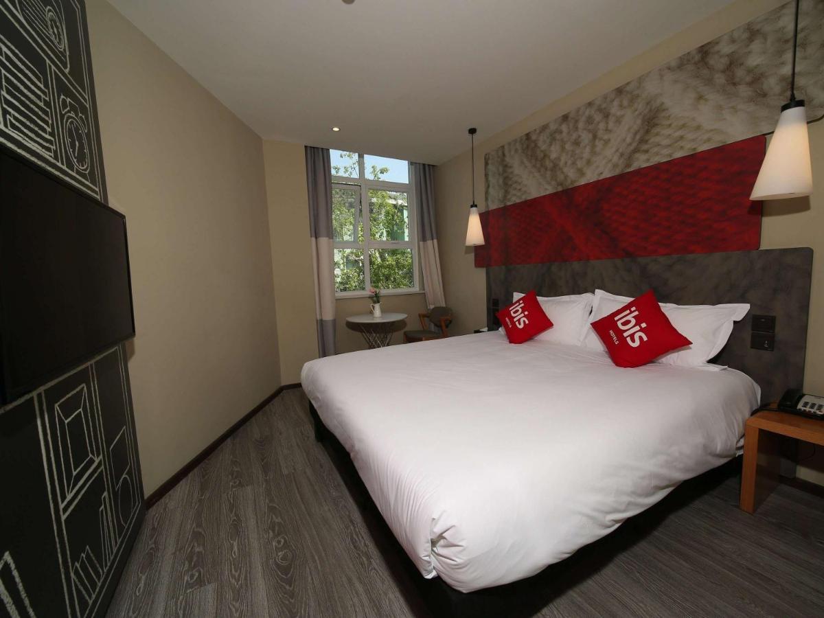 Ibis Chengdu Meizhou Center Экстерьер фото
