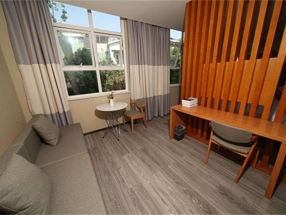 Ibis Chengdu Meizhou Center Экстерьер фото
